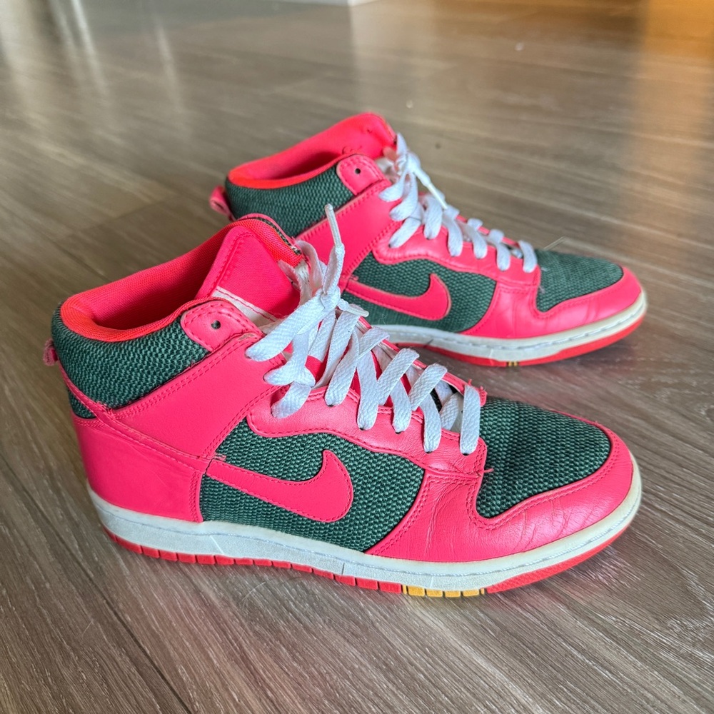 Maharam x Nike Women’s Dunk High Skinny Premium 'Seaweed Solar Red' size 7.5